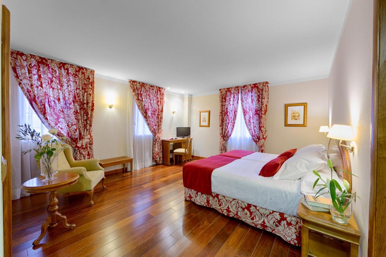 Azz Penafiel Las Claras Hotel & Spa Exterior photo